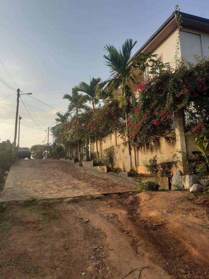 Residence Jardin Tropical Yaoundé Exteriér fotografie