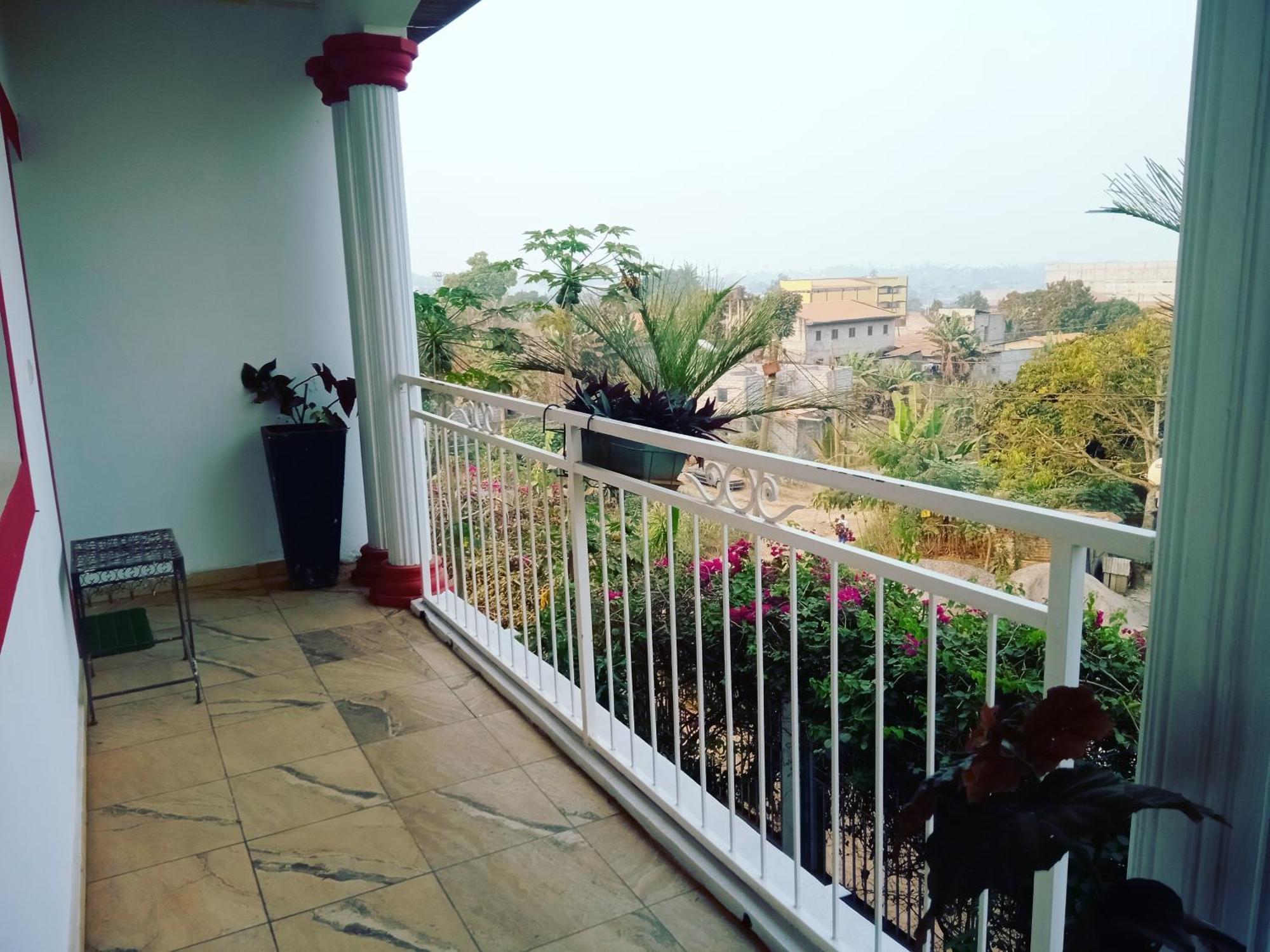 Residence Jardin Tropical Yaoundé Exteriér fotografie