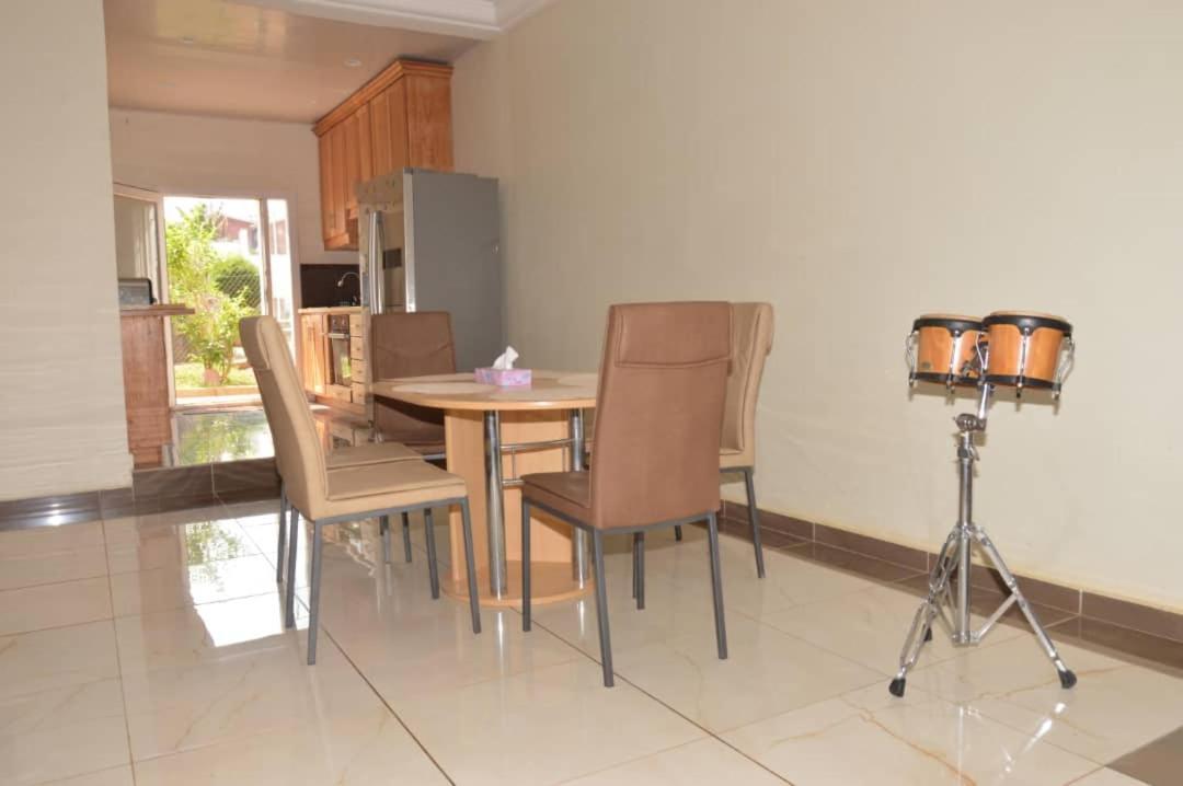 Residence Jardin Tropical Yaoundé Exteriér fotografie